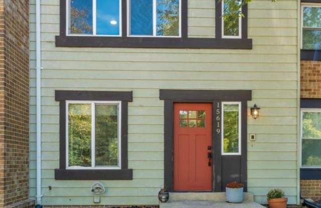 15619 MILLBROOK LANE Gallery 1