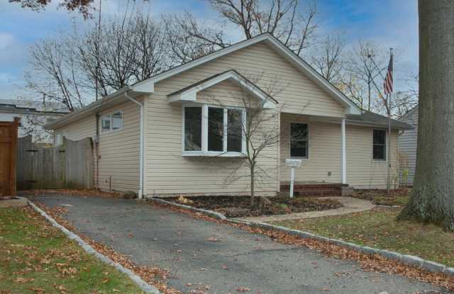 78 Hazelwood Avenue photos photos