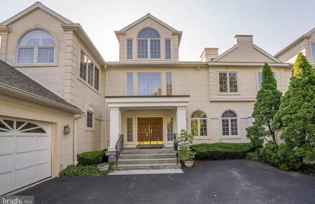 707 CANTERBURY LANE - 707 Canterbury Lane, Montgomery County, PA 19085