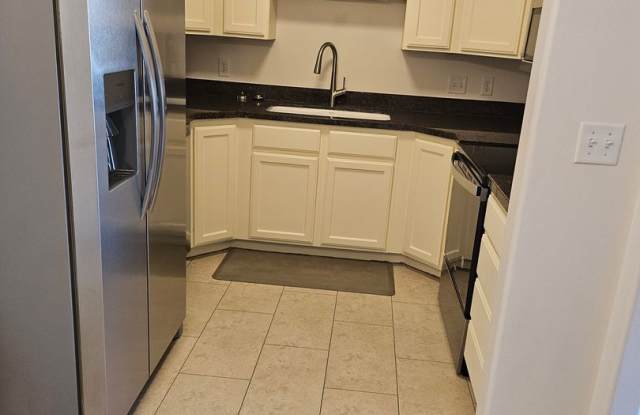 3 Bed 2 Bath TH in Orem For Rent! Gallery 4