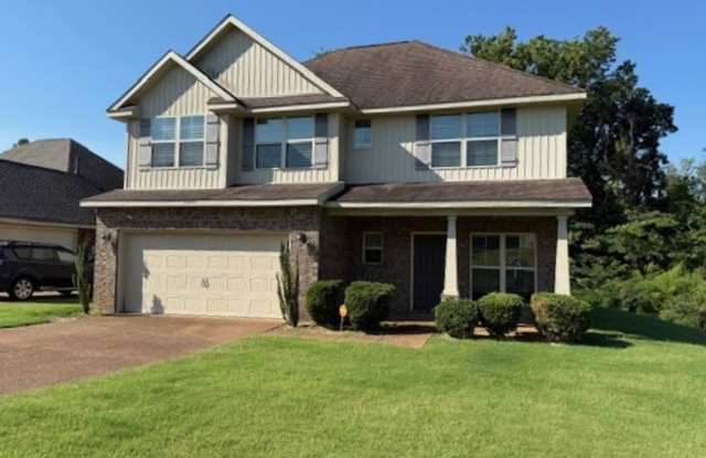 1/2 OFF FIRST FULL MONTH'S RENT - 4 BR/ 2.5 BA- All new flooring and paint! photos photos