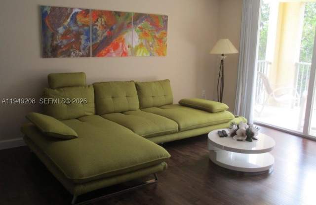 19901 E Country Club Dr Gallery 3