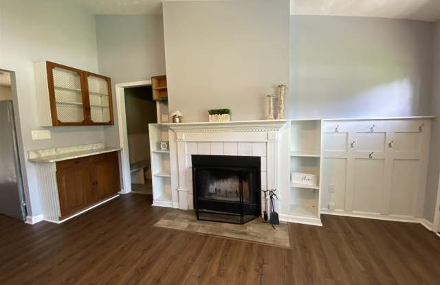 318 Wood Ridge Gallery 4