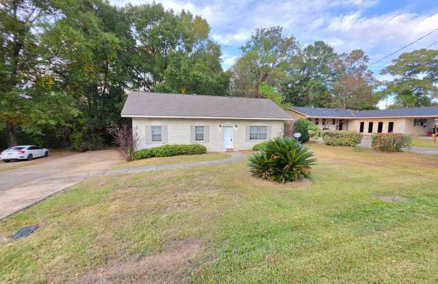 4409 Bayview Drive Gallery 2