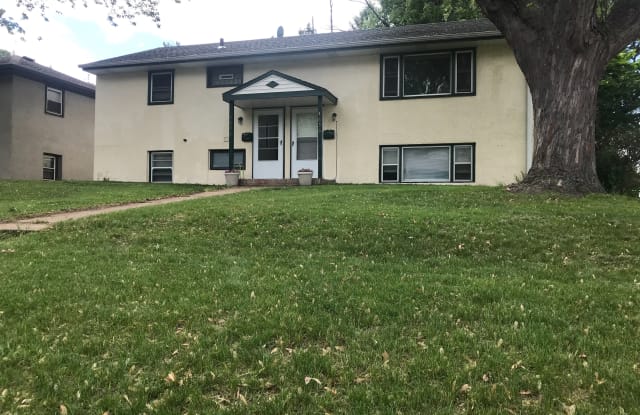 4656 Washington Street NE - Upper - 4656 Washington St NE, Columbia Heights, MN 55421