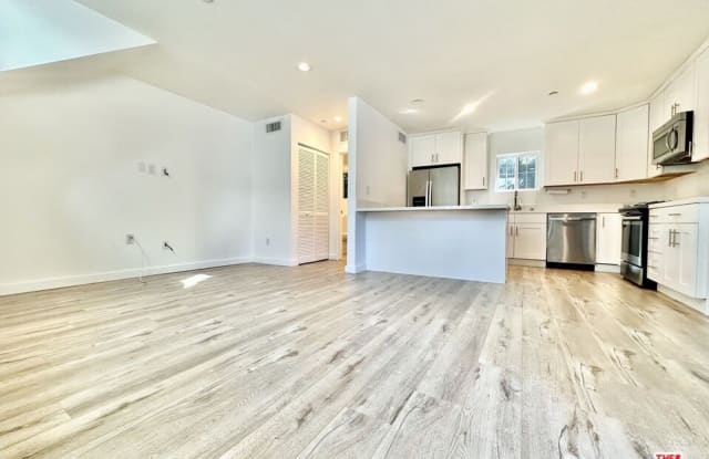 402 Pacific St - 402 Pacific Street, Santa Monica, CA 90405