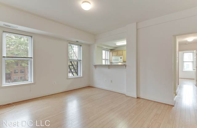 1340 Fairmont St NW Unit 21 Gallery 4