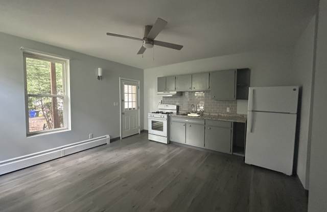 1605 3rd Ave photos photos