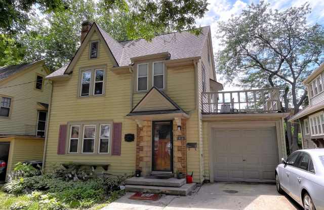 1613 Regent (5 BR) - Tallard Apartments photos photos