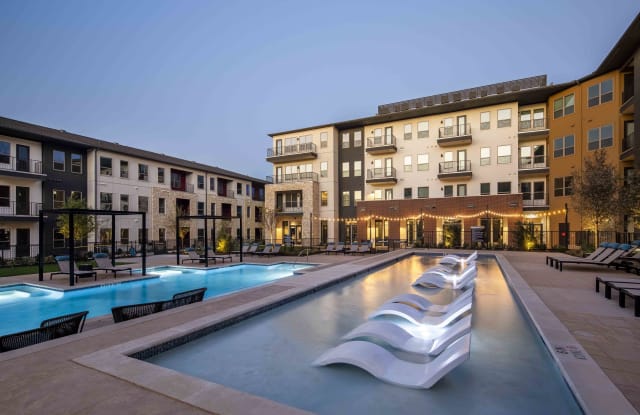 Sagemont Luxury Living Gallery 3