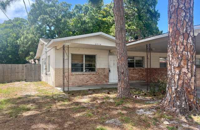 2912 24th Street West photos photos