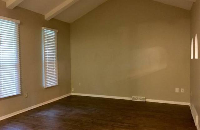 2405 Southwest South Court Gallery 4