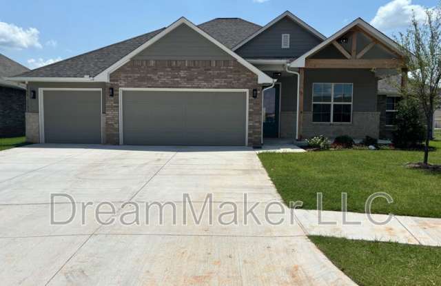 3002 Hollow Crest Lane photos photos