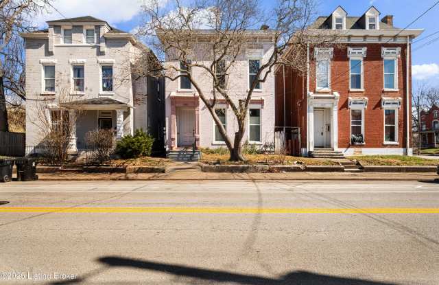 1033 S Brook St photos photos