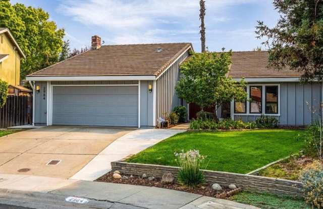 2984 Yarwood Way - 2984 Yarwood Way, Sacramento, CA 95833
