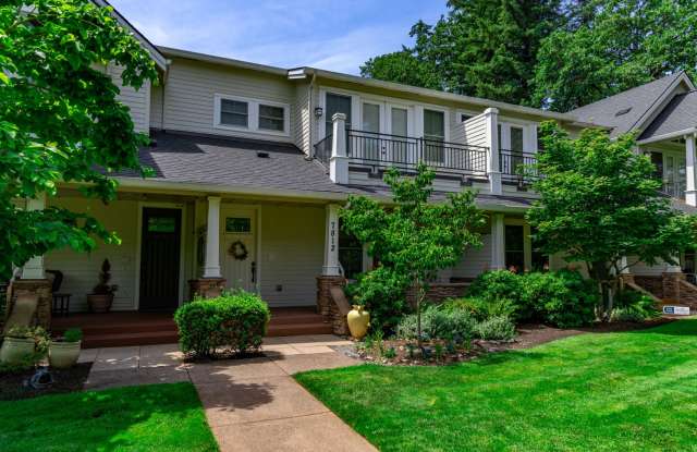 2 Creeks Condominiums - Gated Community on Camas Meadows Golf Course photos photos