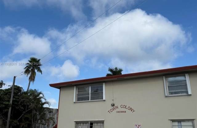 2915 Plunkett St - 2915 Plunkett Street, Hollywood, FL 33020