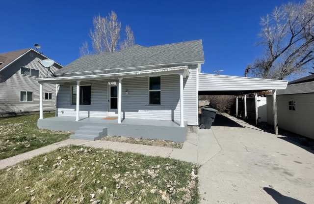 320 300 N photos photos