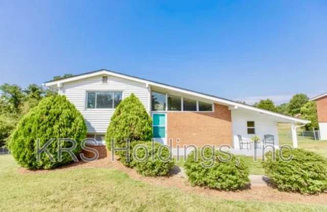 103 Middleboro Place photos photos