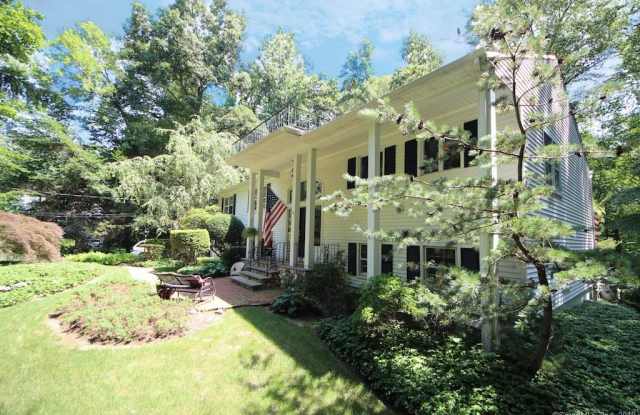 70 Shelter Rock Road Gallery 2