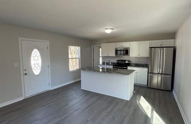 Rent to Own: 3 Bed, 2 Bath Home in Lawrenceville Gallery 1