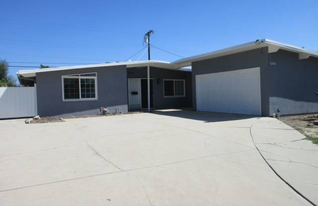 Duggan Property Management, Inc. presents. Adorable home on Paso Robles. Gallery 1