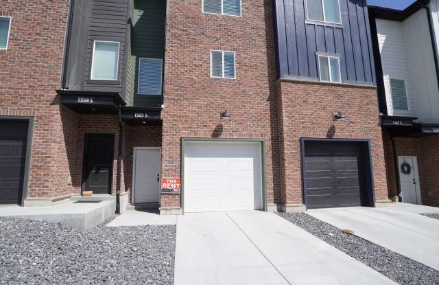 1565 S 150 W Gallery 3