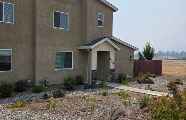 VILLA DEL LAGO HOME 4 BEDROOM WITH 3 BATH Gallery 4