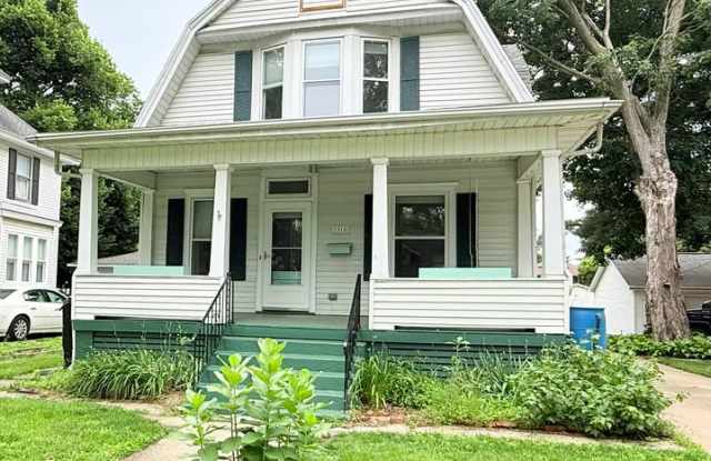 Spacious 3-Bedroom Home with Modern Comforts and Classic Charm photos photos