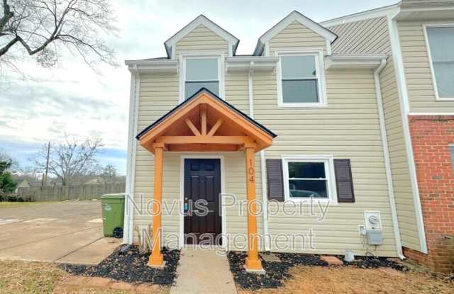 104 Wrenwood Lane photos photos