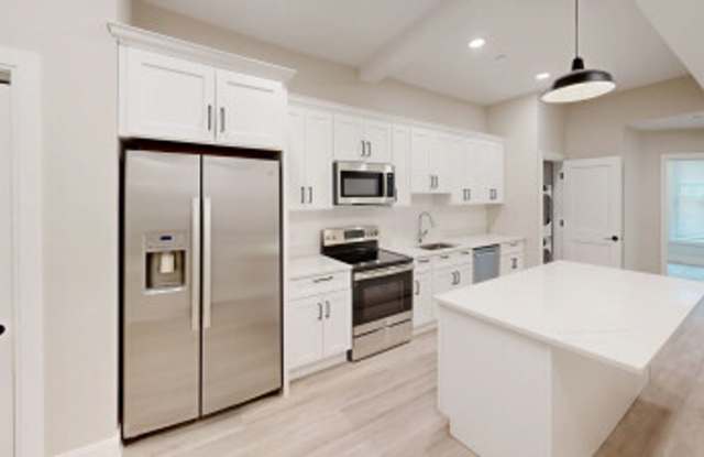 Newly Renovated Theater District 4 Bed/2 Bath + Office on Tremont Street.  Available 9/1.  NO BROKER FEE photos photos