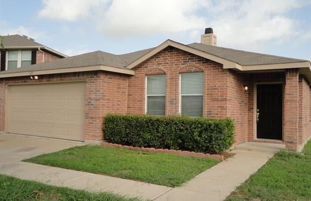 639 Almandora Drive - 639 Almandora Drive, Arlington, TX 76002