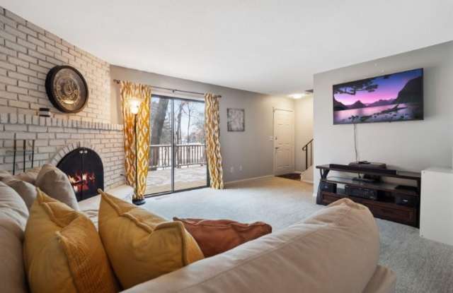 2744 Terraceview Ln N Gallery 3