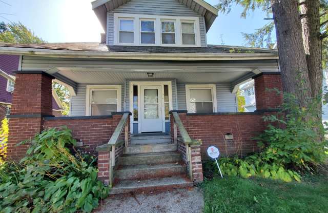 Updated 3BR, 1 BA home for rent! photos photos