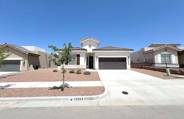 East El Paso 4/2.5bath Refrig A/C home! - 13059 Cleethorpes Street, El Paso County, TX 79928