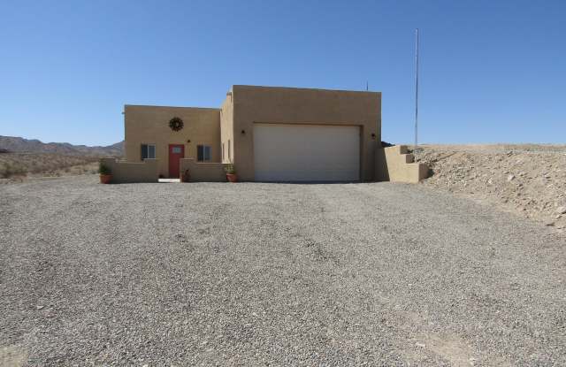 4138 E Coronado Rd photos photos
