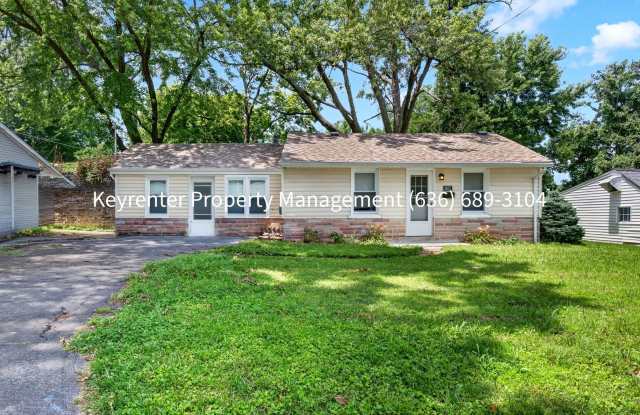 Fully Renovated 2BR/1BA Home for Rent photos photos