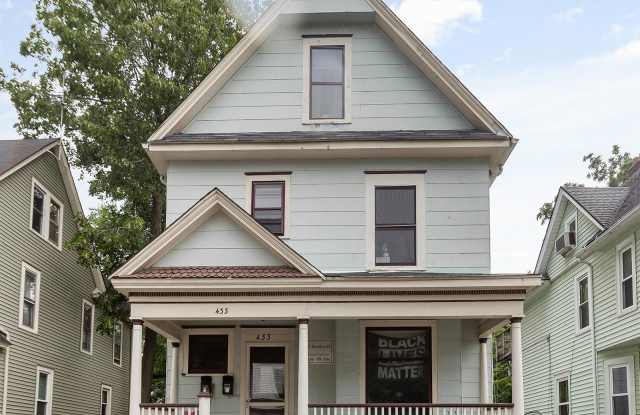 433 Hamilton Place - 433 Hamilton Place, Ann Arbor, MI 48104