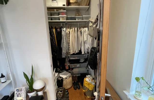 200 East Lafayette Avenue Gallery 3