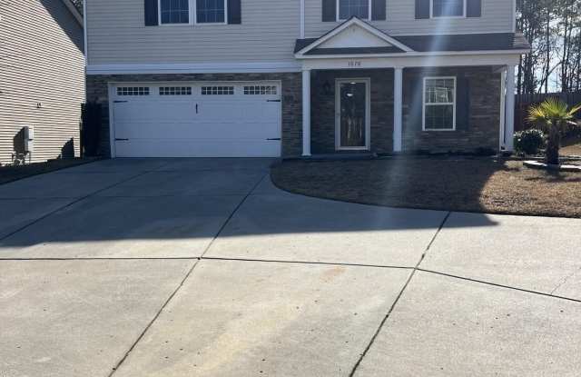 1070 Palamino Lane photos photos