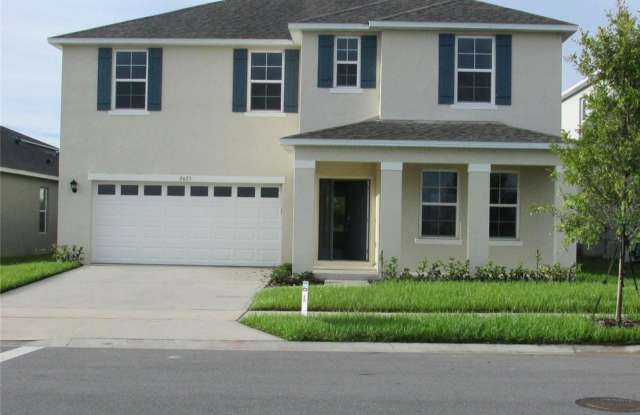 4 BEDROOMS, 3.5 BATHS SINGLE FAMILY HOME IN TAVARES- AVALON PARK - 2625 Rowan St, Tavares, FL 32726