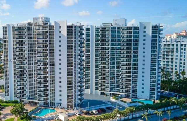 2715 N Ocean Blvd photos photos