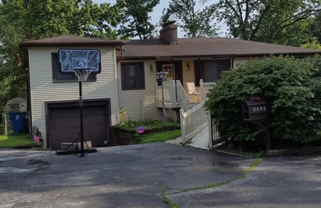 5353 McGregor Ln - 5353 Mcgregor Lane, Sylvania, OH 43560