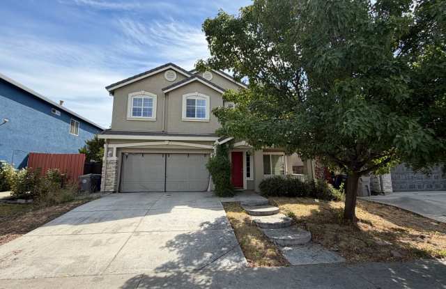 AVAILABLE SOON! Spacious, Updated 5 Bed / 3 Bath in South Natomas!! photos photos