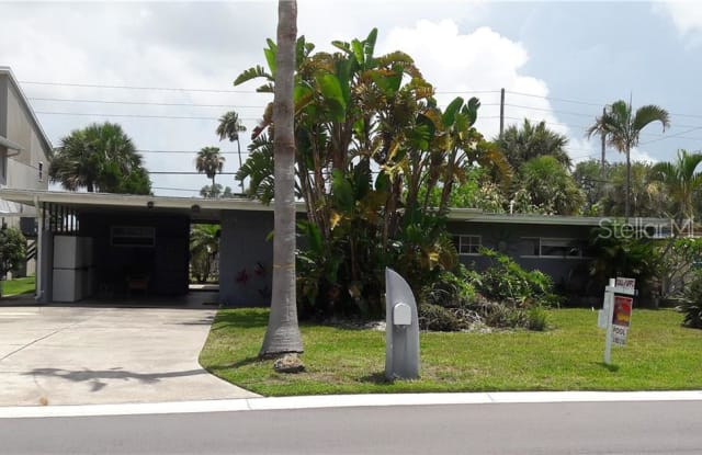 110 1ST STREET - 110 1st Street, Belleair Beach, FL 33786