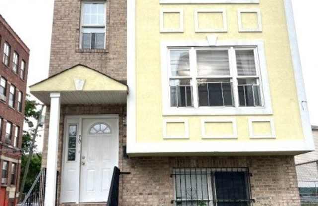 70 Orchard St photos photos