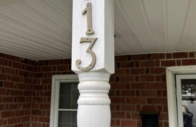 113 G Street Gallery 1
