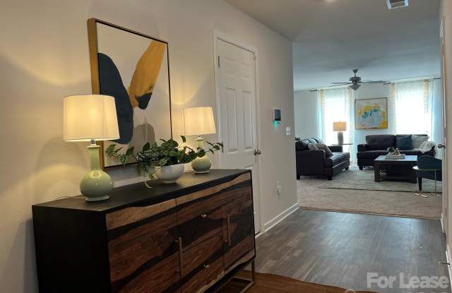 557 Belcaro Drive Gallery 3