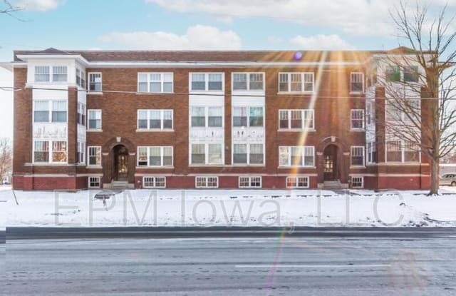 610 Wellington Court A6 - 610 Wellington St, Waterloo, IA 50702