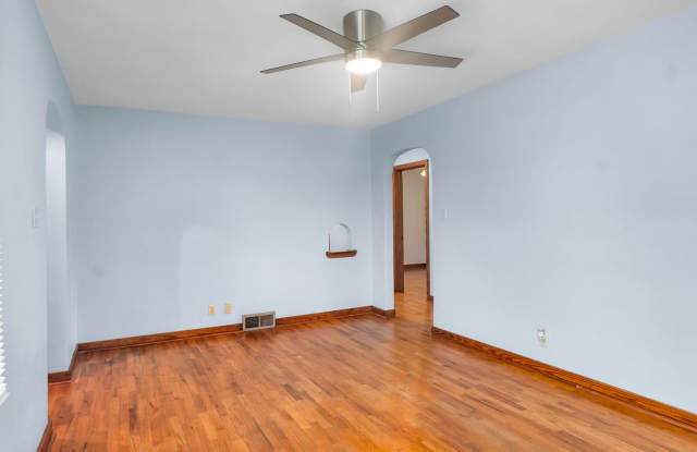 Charming & Cozy 2-Bedroom Home in Cape Girardeau Gallery 4